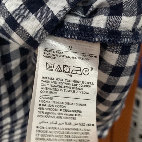 Old Navy gingham top - Picture 6 of 7